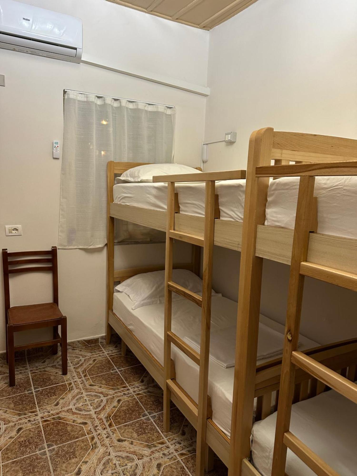 Tirana Lemon Breeze Hostel Екстер'єр фото